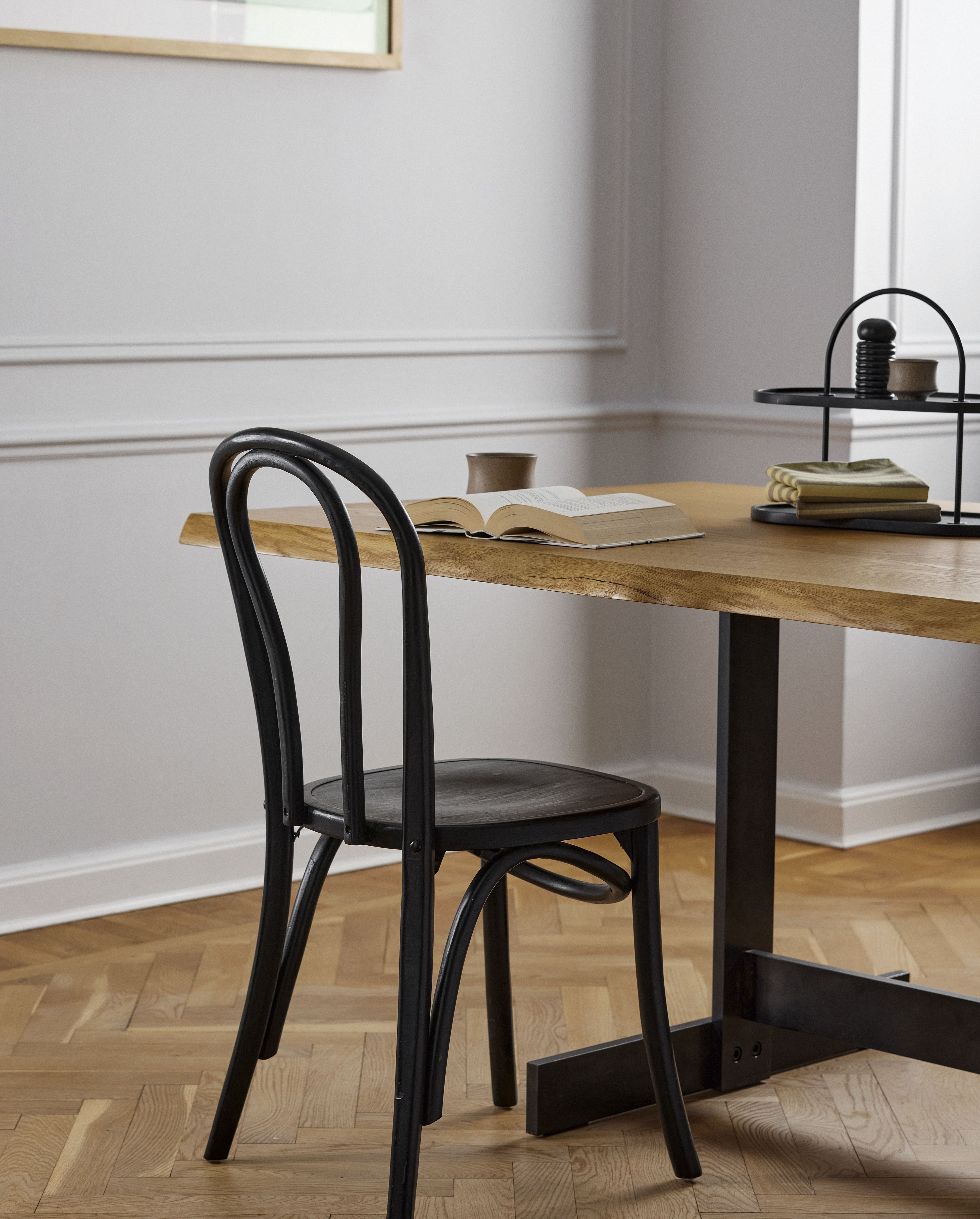 BISTRO spisebordsstol i træ - sort