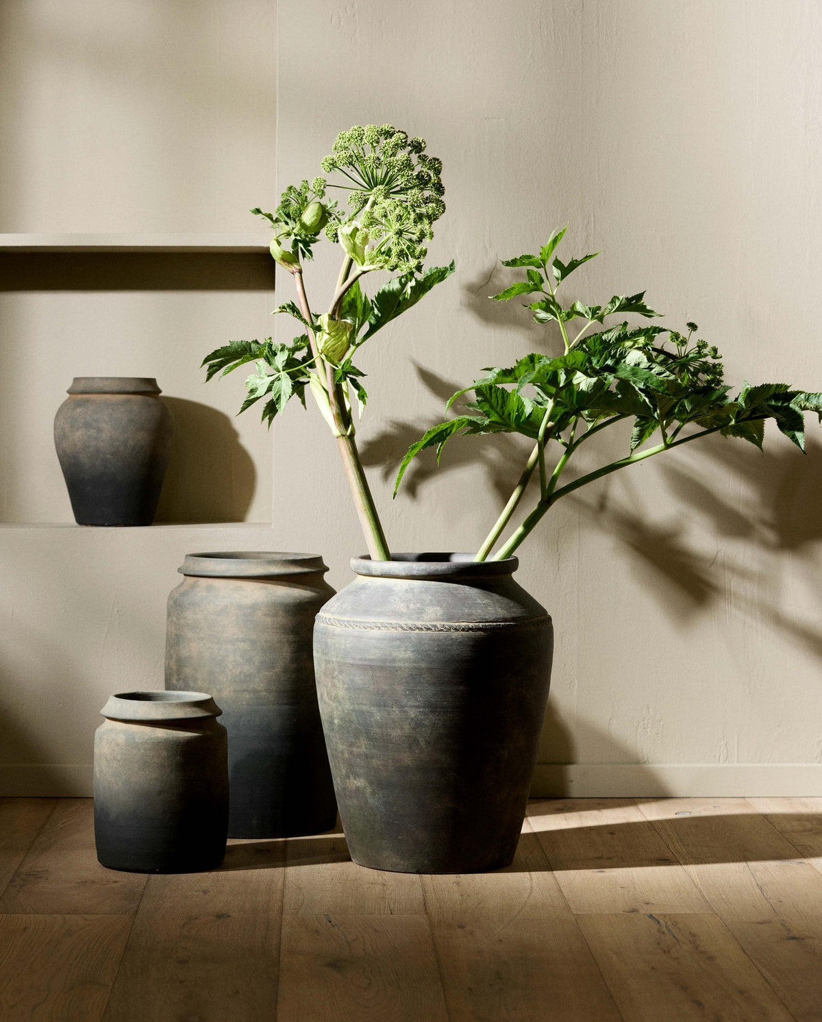 MIREN rustik urtepotte/vase, S - sort/brun