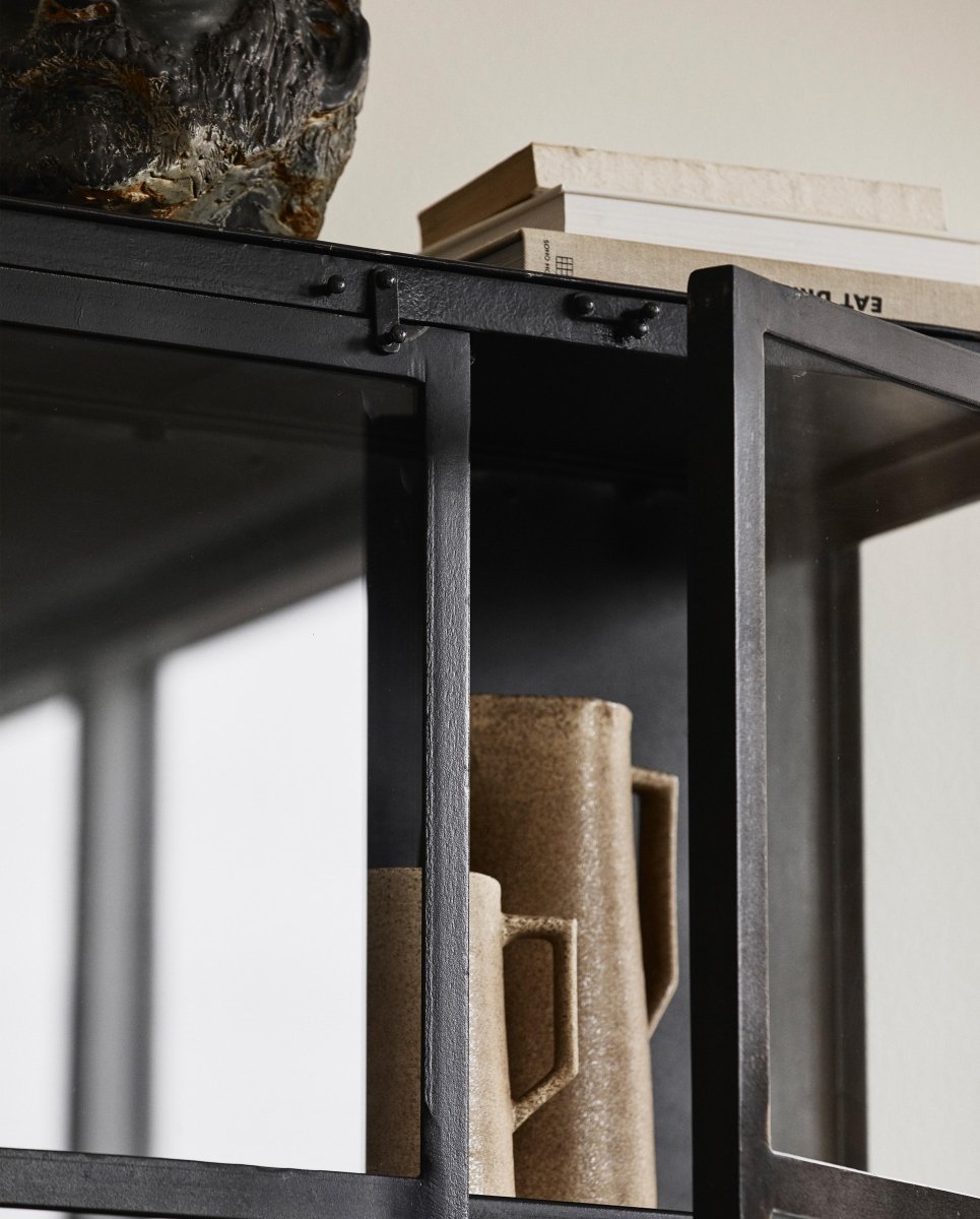 PHOENIX vitrineskab i jern - 175x80 - sort - nordal.dk