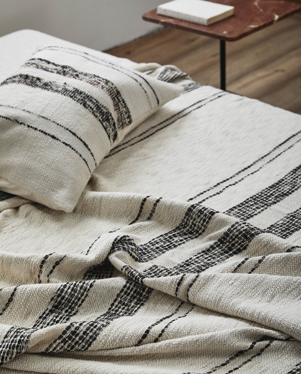 ANSER sengetæppe, 270x270 - råhvid - nordal.dk