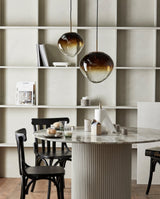 CHERRY køkkenrulleholder i marmor - h31 cm - brun - nordal.dk