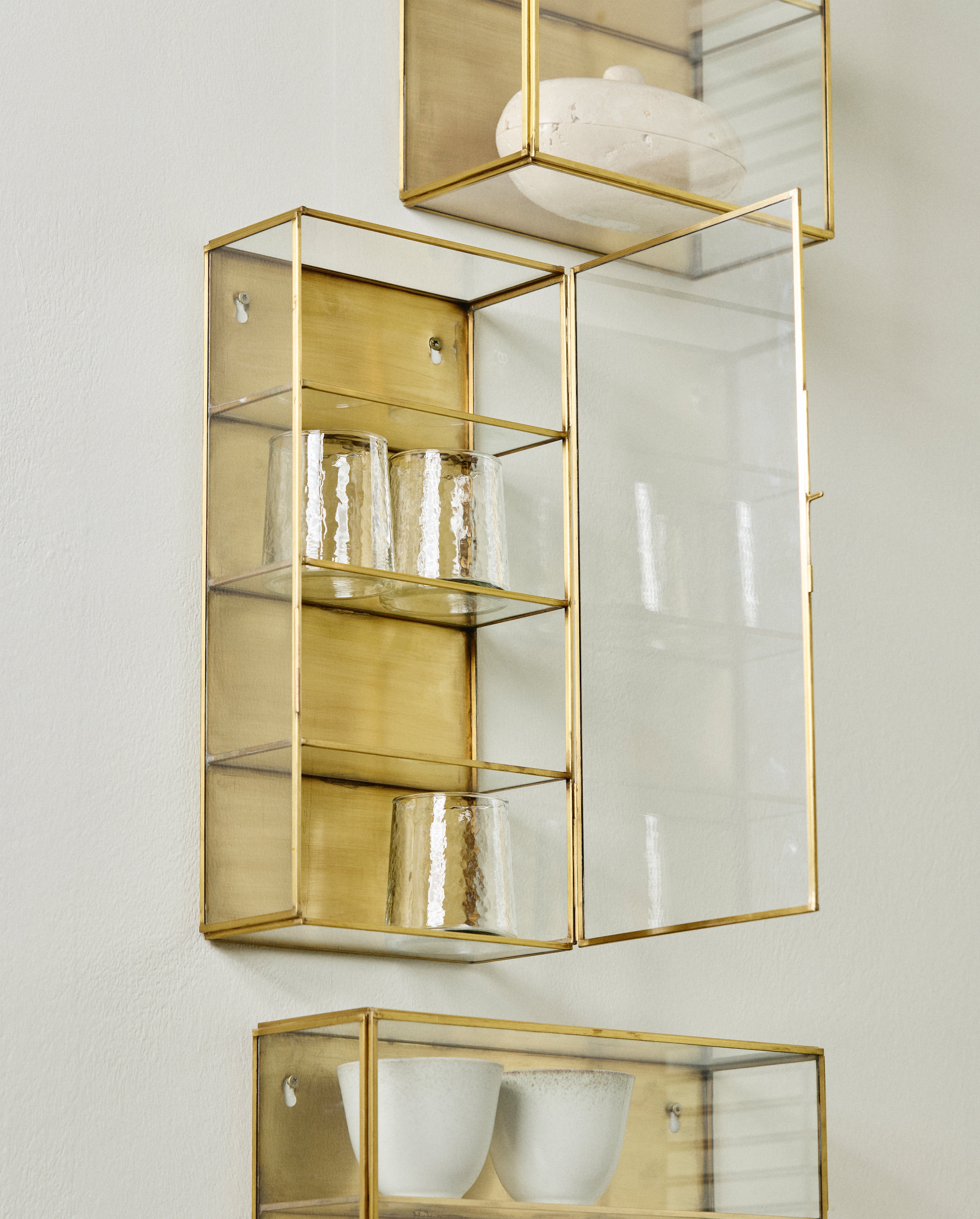 ADA vægskab i jern, S, 40x20 - guld finish
