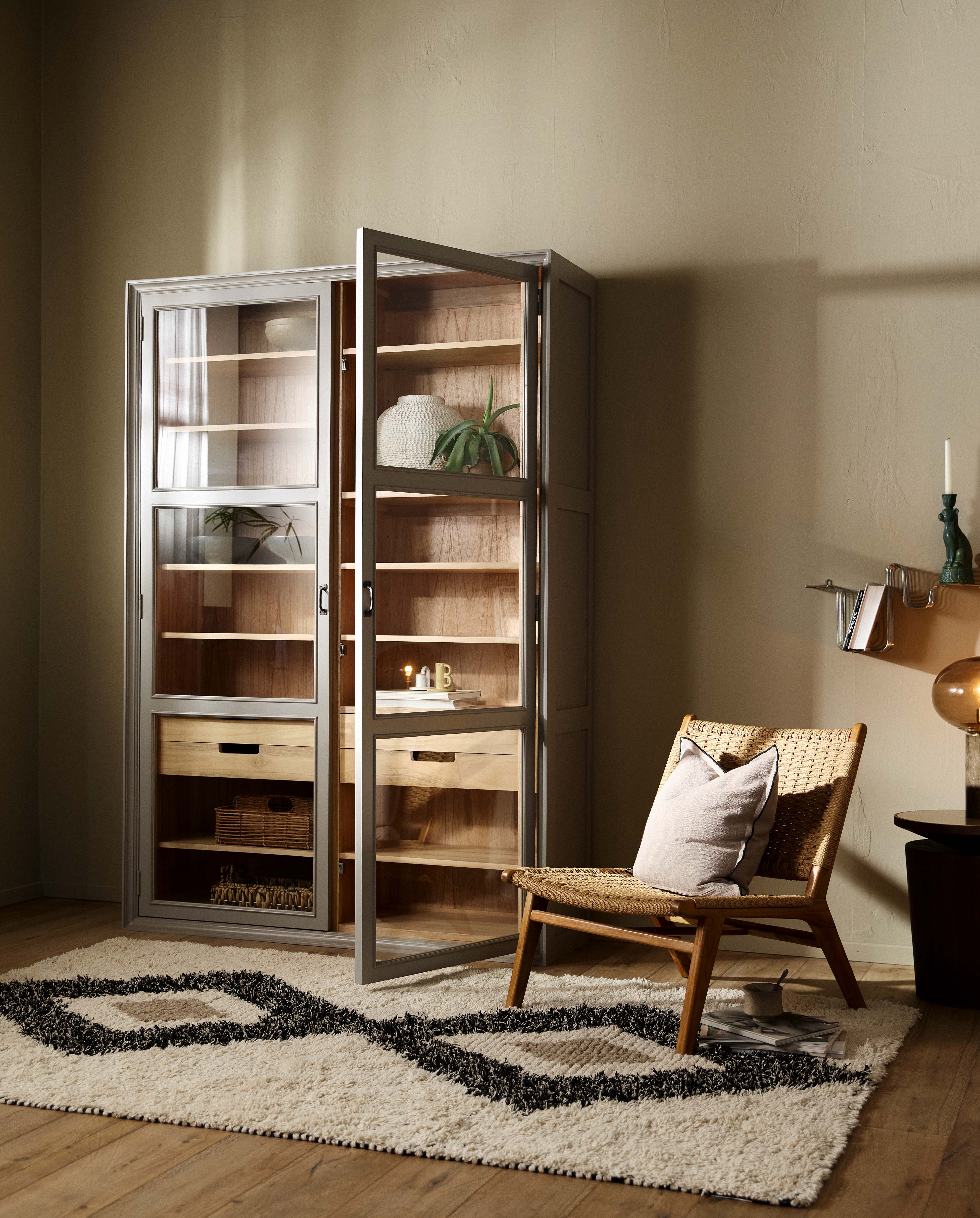 CLUB loungestol i teaktræ med flet - natur