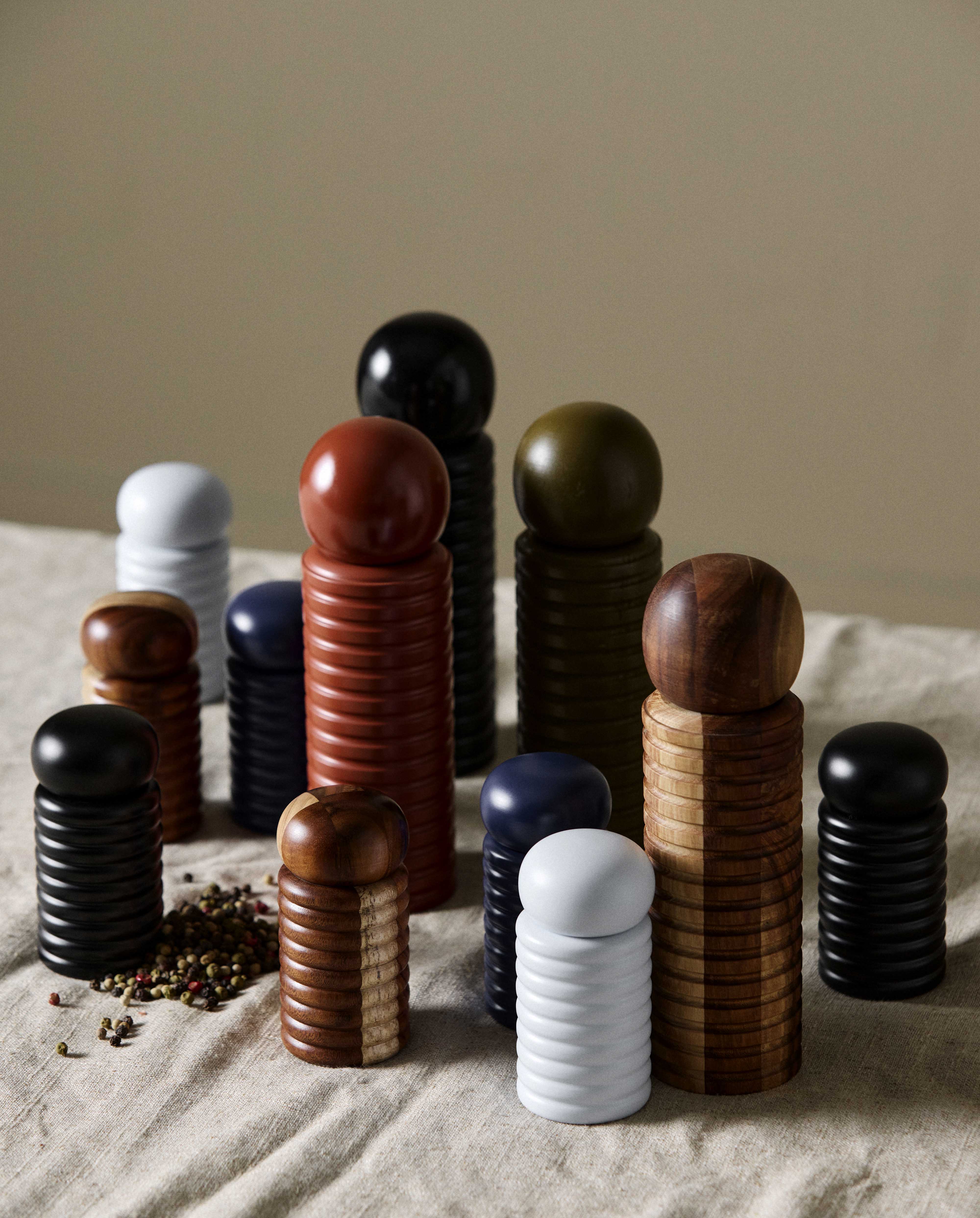 RAS krydderikværn i akacietræ