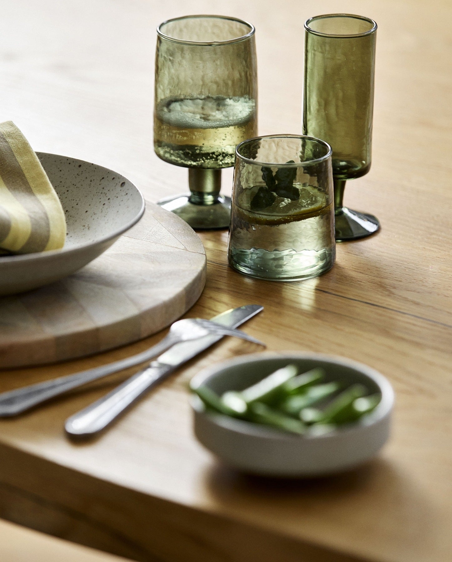 VITA højt vinglas - mørk grå