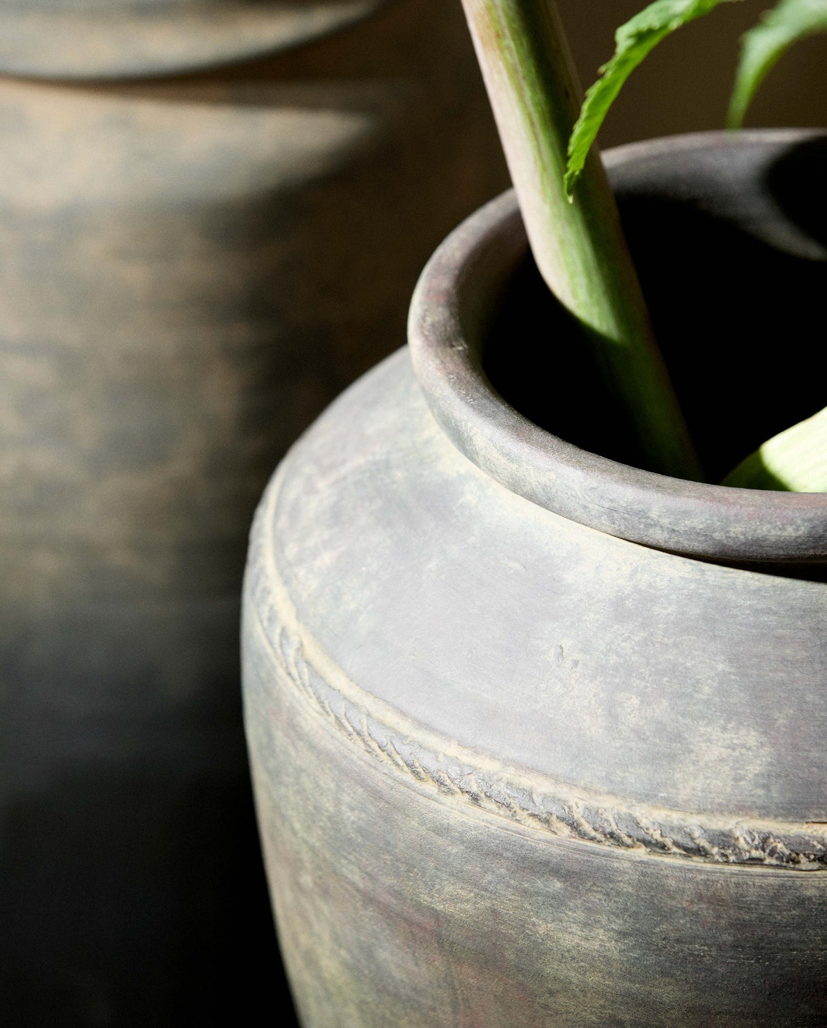 LERON rustik urtepotte/vase, L - grå
