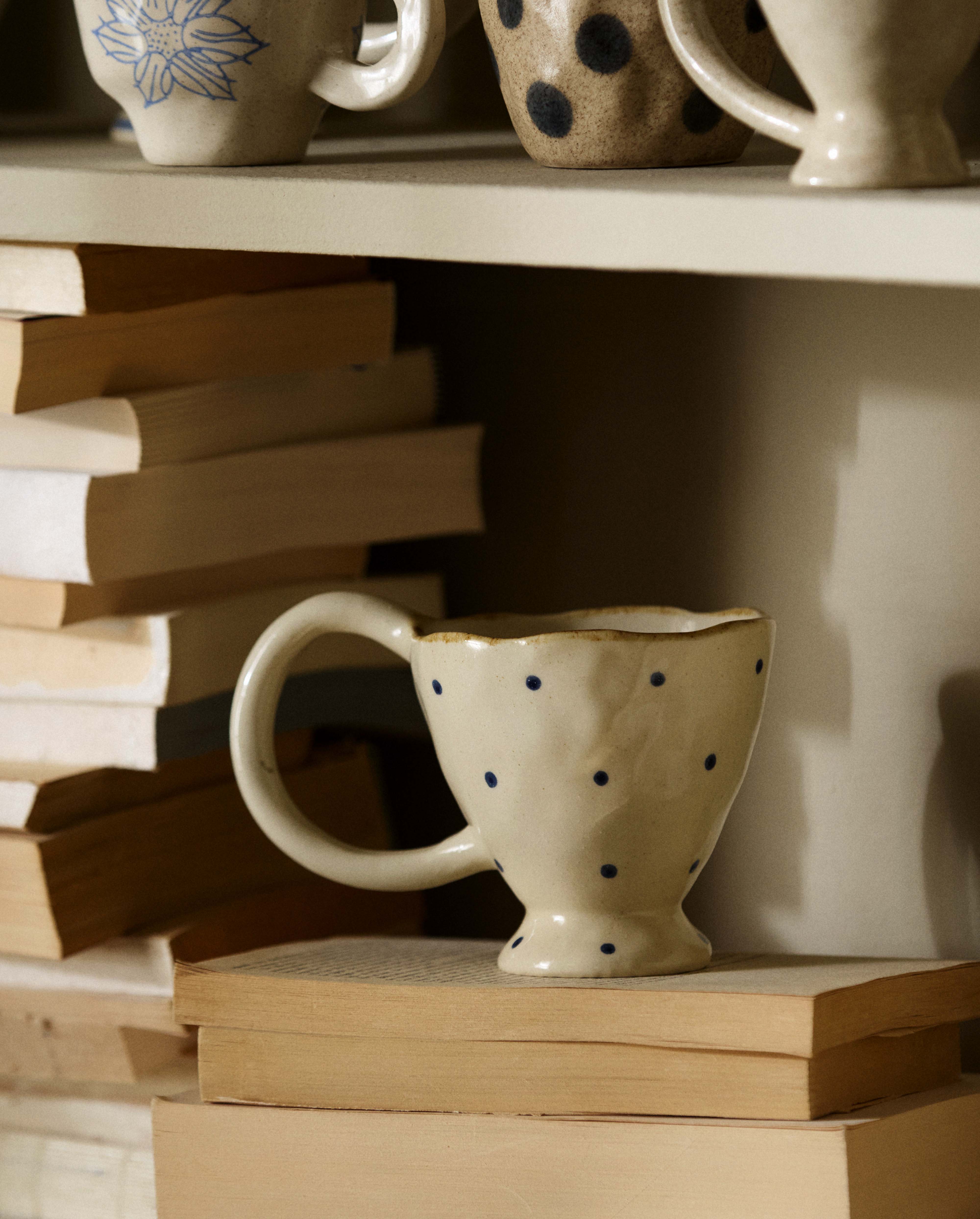 Atelier FORMA - NIRA kop m. hank