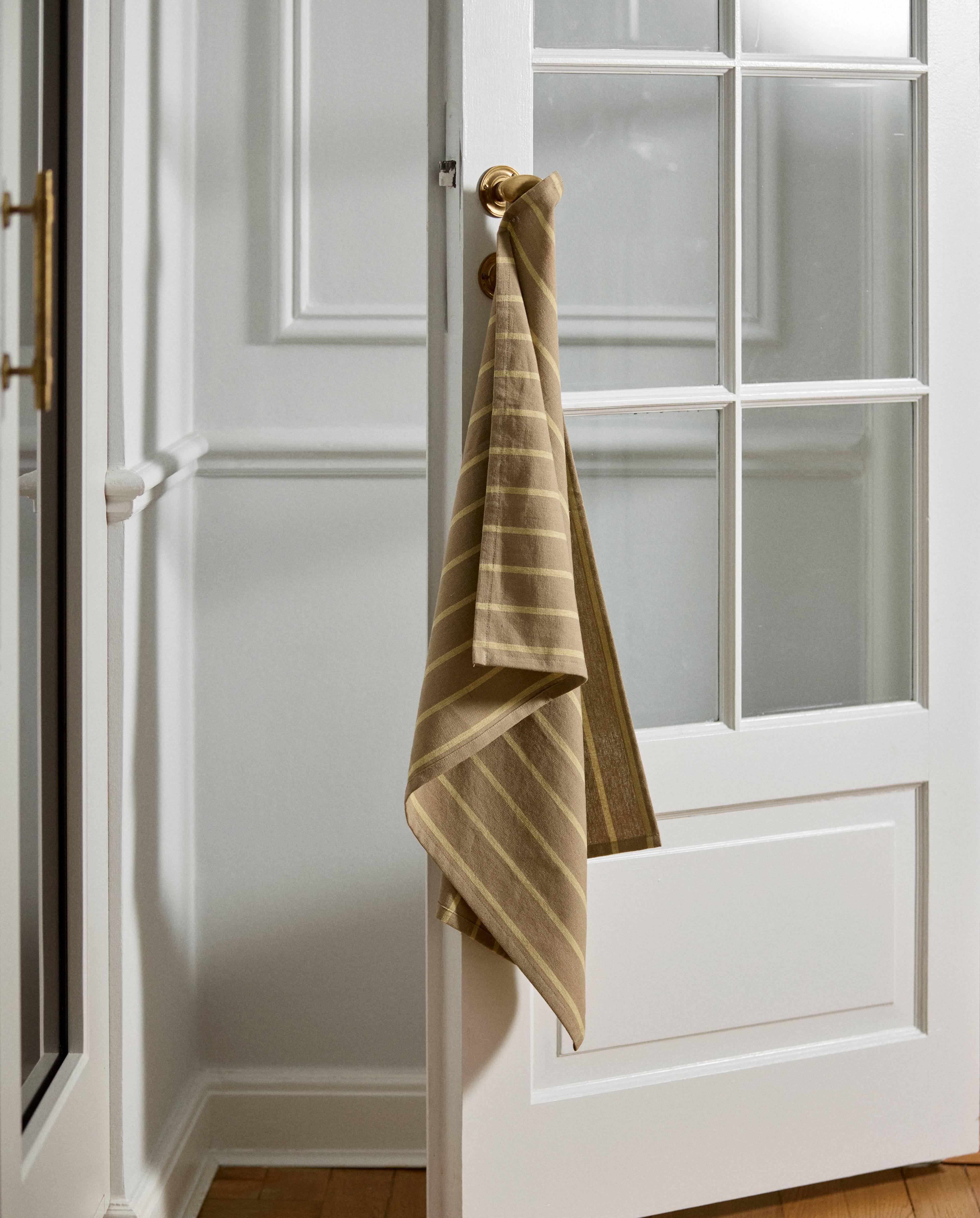 KINU viskestykke, stribet - gul/beige