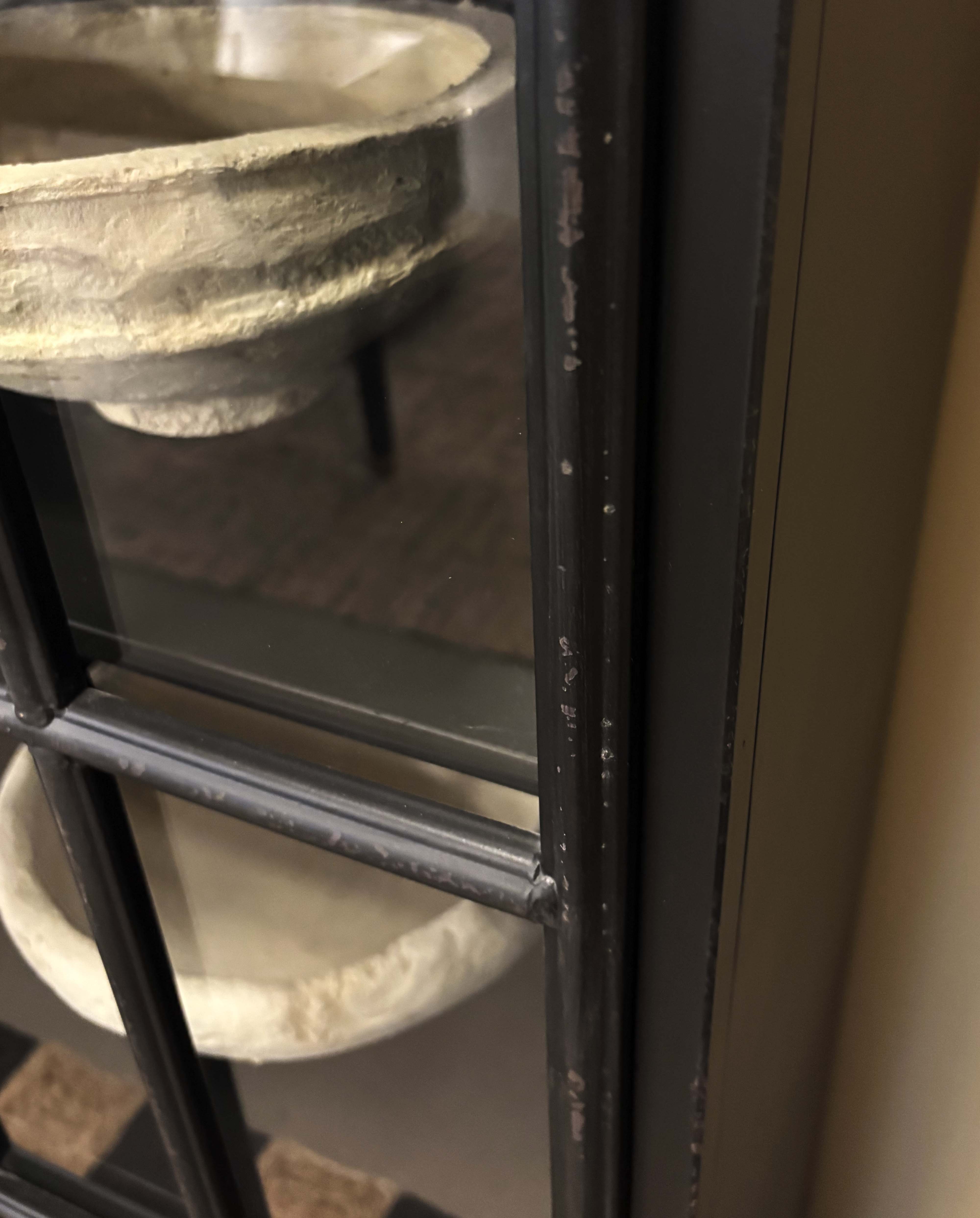 DOWNTOWN skænk i jern - 74x104 - sort