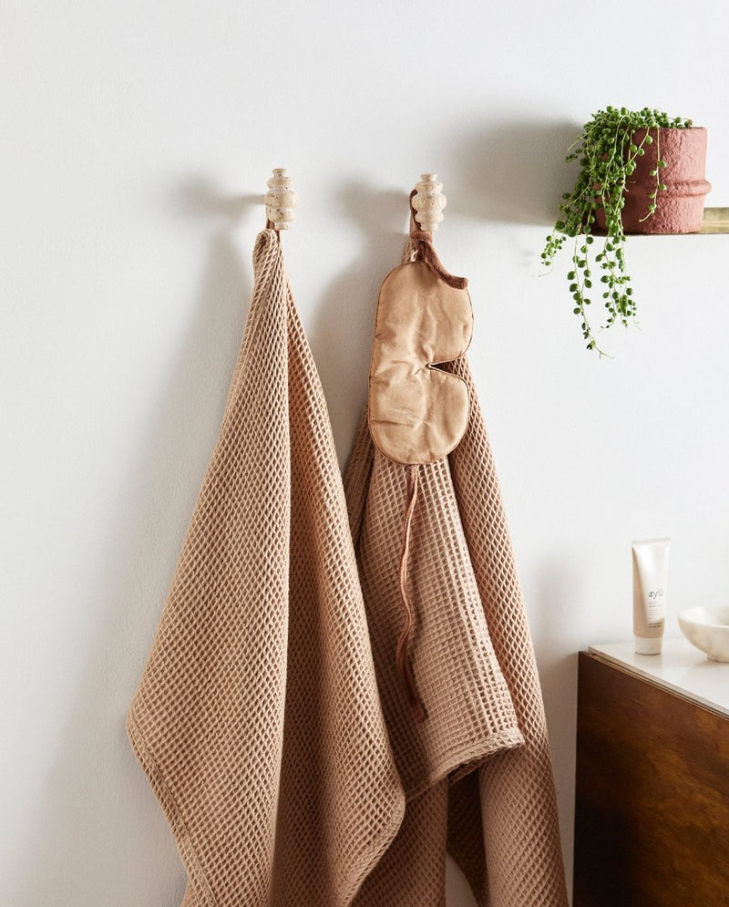 BASU knage, travertin - råhvid - nordal.dk