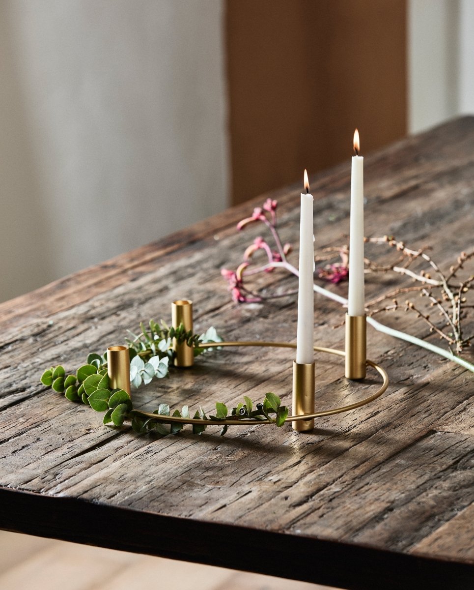 IRONA lysestage - guld - nordal.dk