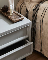 LEDRO sengebord - grå - nordal.dk