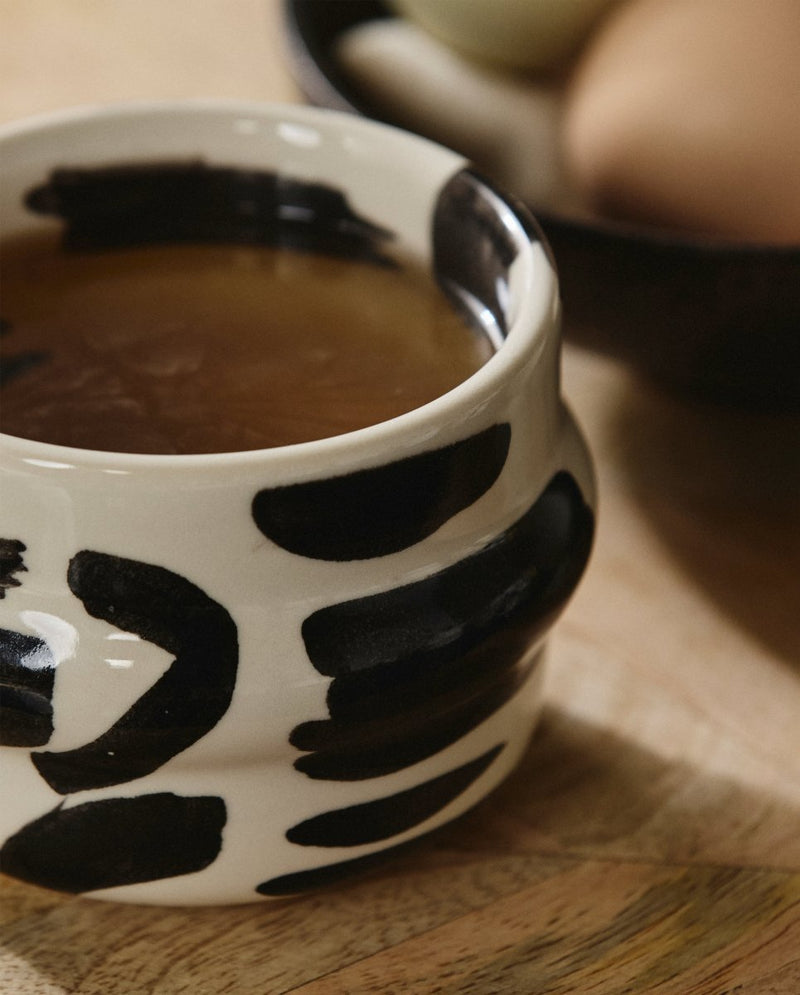 YSIA kop, colorblock - sort/råhvid - nordal.dk