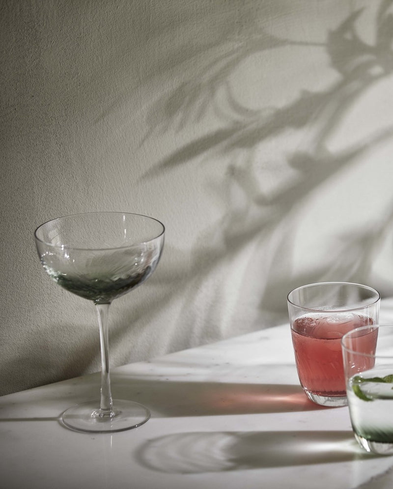 GARO cocktailglas - h18 cm - klar glas/grøn - nordal.dk