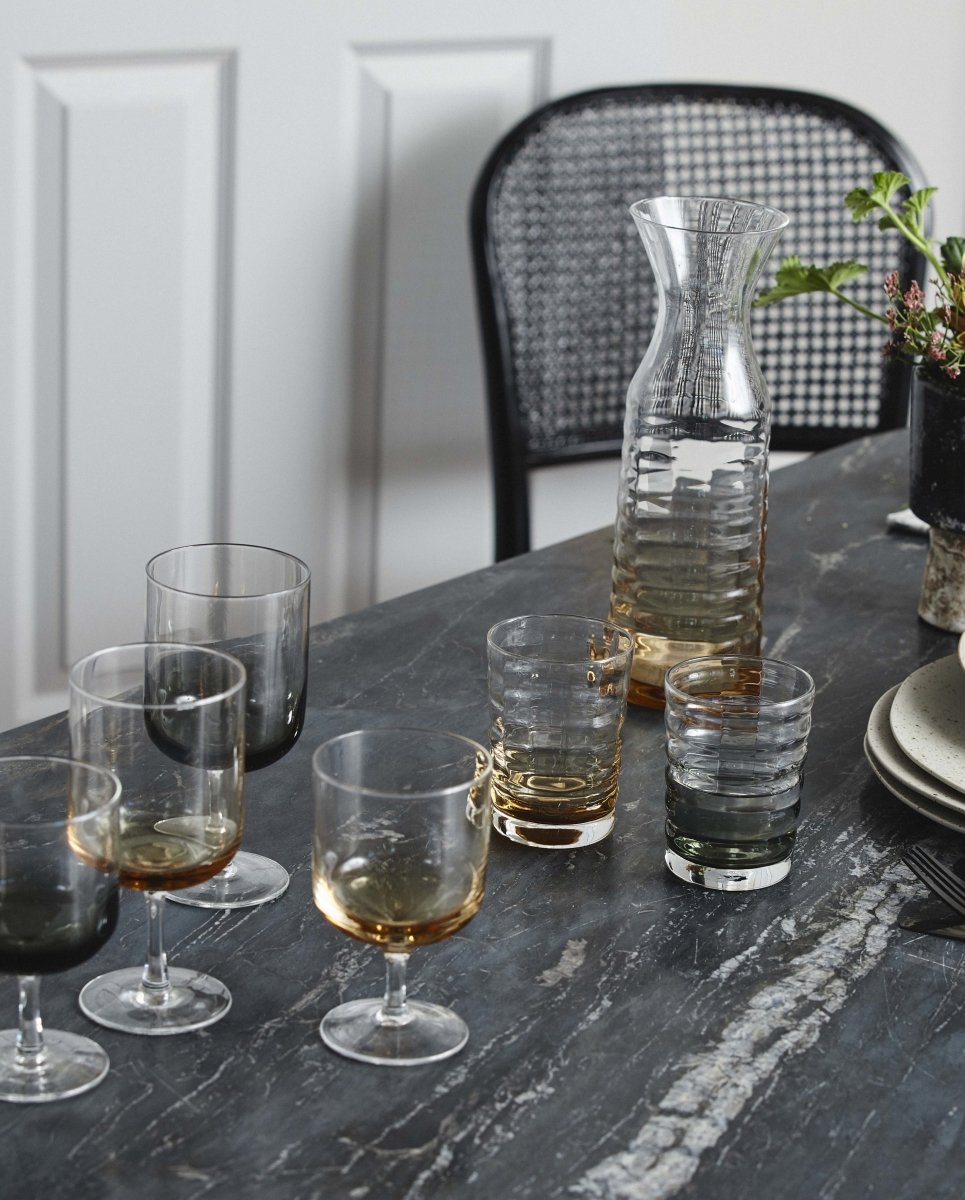 JOG vandglas - h10 cm - klar glas / ravgul - nordal.dk