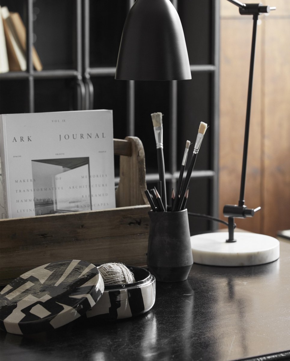 LIPSI opbevaring m. låg - sort/sand - nordal.dk