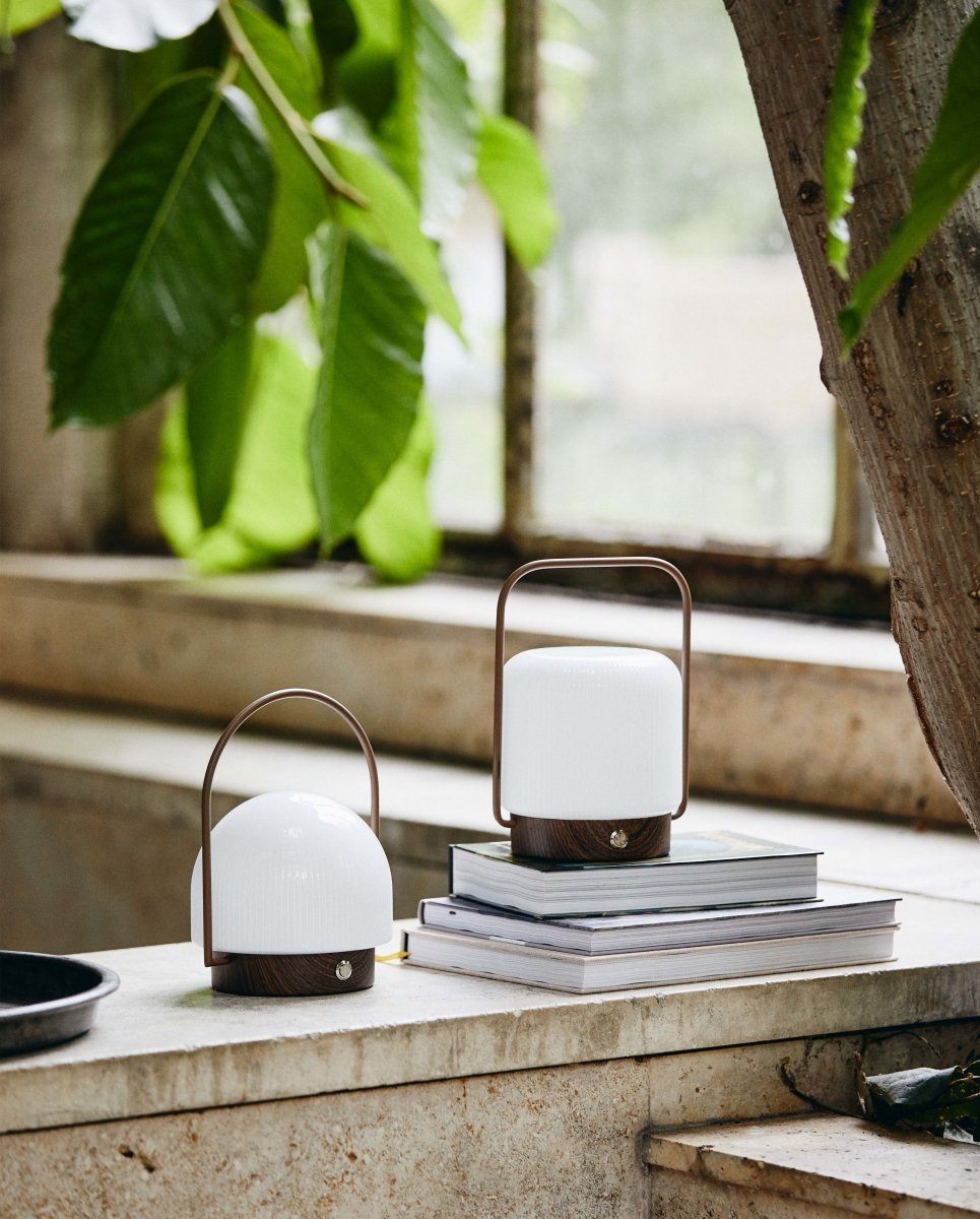 MOMUS transportabel lampe - nordal.dk